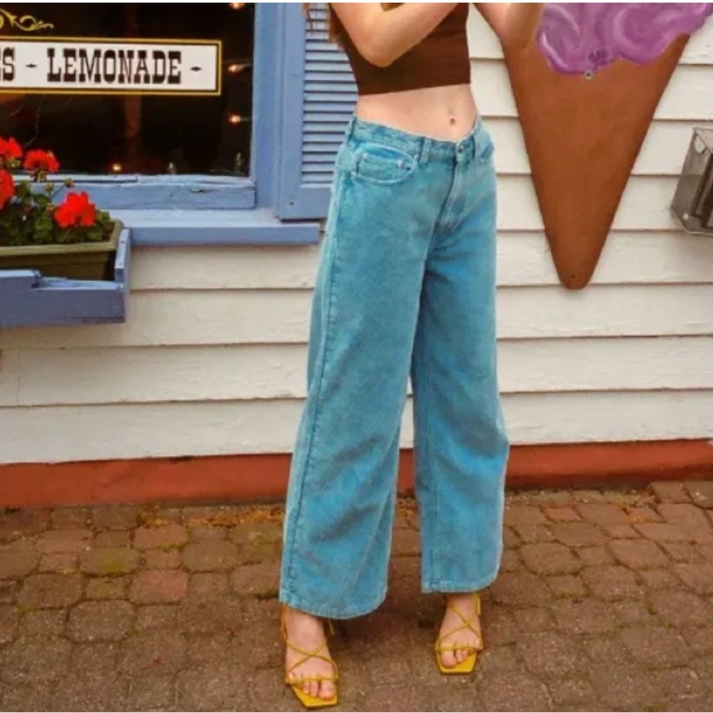 BDG High & Wide Blue Corduroy Pants Size 24